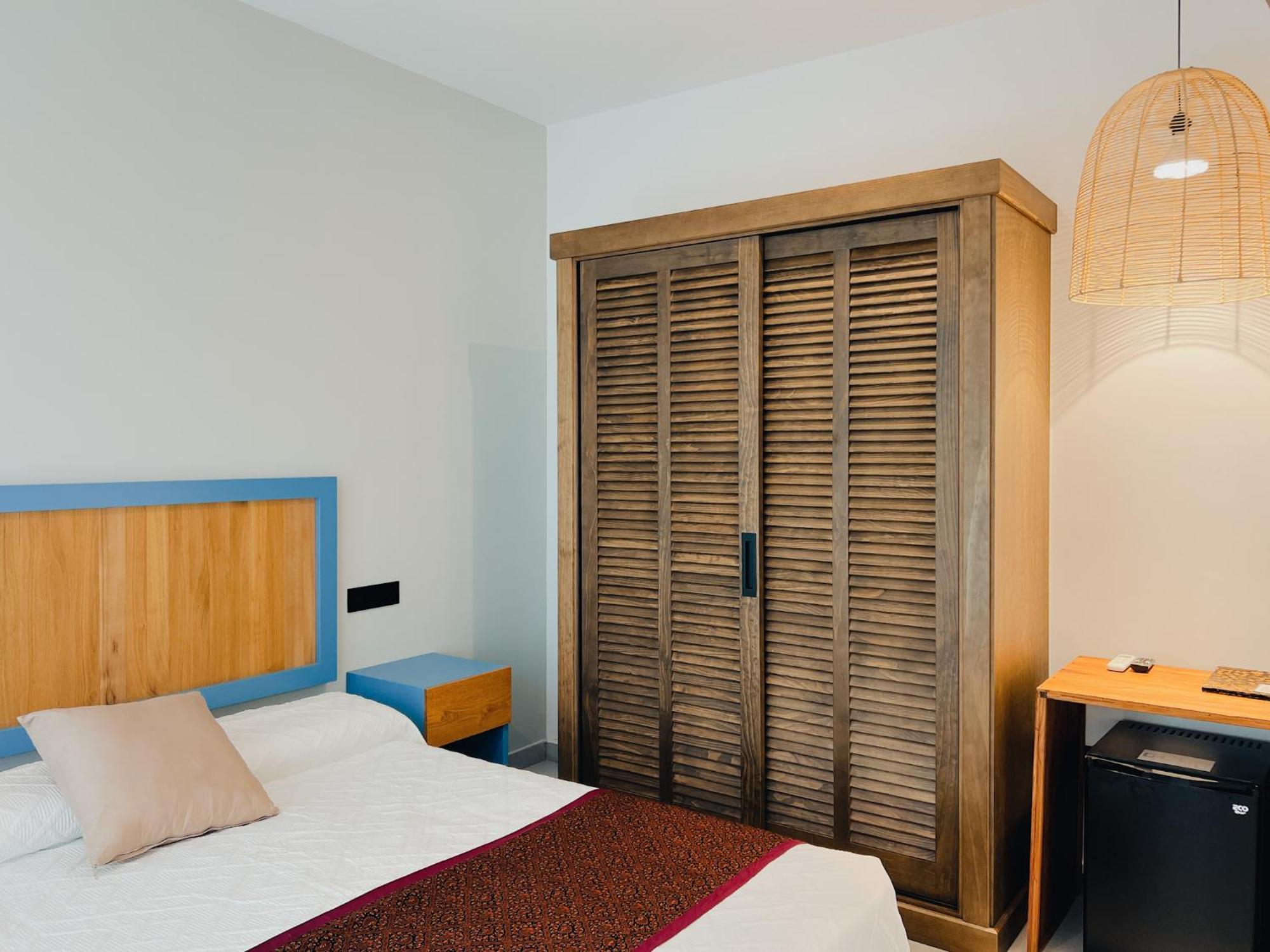 100% Fun Hotel Tarifa Buitenkant foto